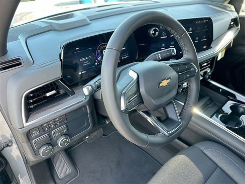 New 2026 Chevrolet Tahoe LS image 6