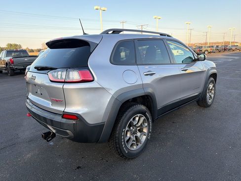 Used 2020 Jeep Cherokee Trailhawk w/ Cold Weather Group image 4