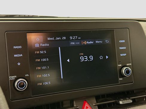 Used 2024 Kia Sportage LX image 21