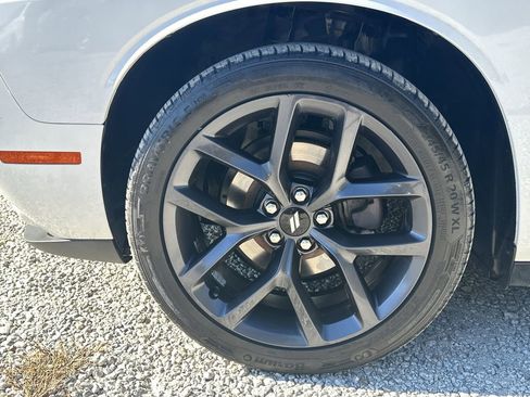 Used 2019 Dodge Challenger SXT w/ Blacktop Package image 11