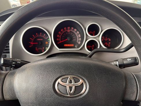 Used 2011 Toyota Tundra 4x4 Double Cab w/ Tow Pkg image 18