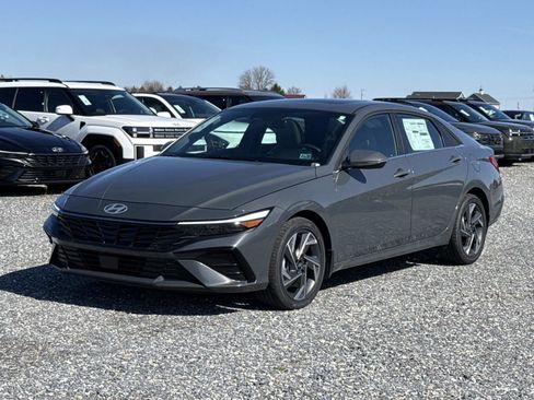 New 2026 Hyundai Elantra Limited FWD image 16