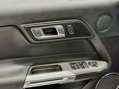 Used 2019 Ford Mustang Premium RWD image 13