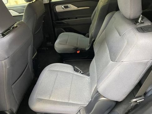 Used 2026 Ford Explorer Active RWD image 23
