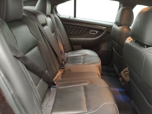 Used 2019 Ford Taurus Limited FWD image 19