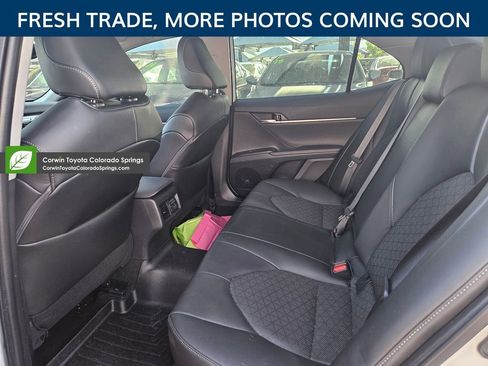 Used 2022 Toyota Camry XSE FWD image 9