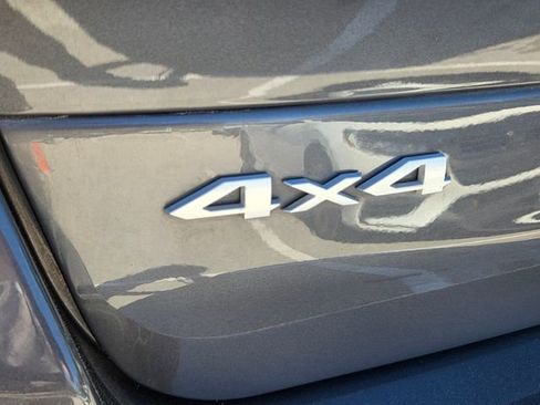 Used 2024 Jeep Grand Cherokee L Limited w/ Luxury Tech Group II image 21