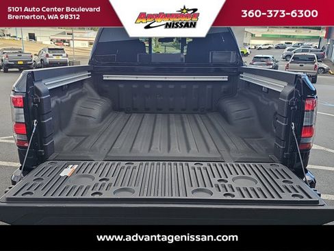 Used 2024 Nissan Frontier PRO-4X w/ Pro Convenience Package image 5