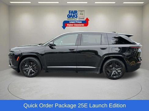 Used 2024 Jeep Wagoneer Launch Edition AWD/4WD image 11