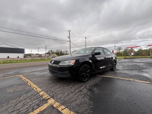 Used 2014 Volkswagen Jetta S FWD image 1