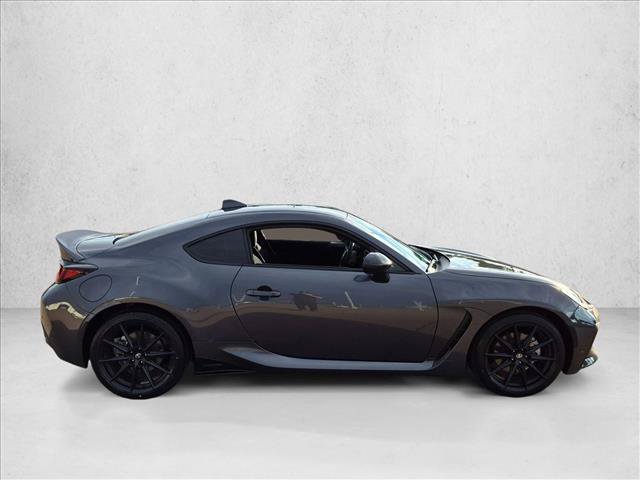 Used 2025 Toyota GR86 Premium RWD image 4