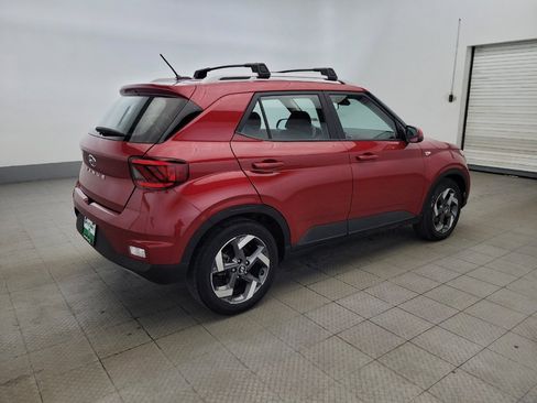 Used 2023 Hyundai Venue SEL FWD image 10