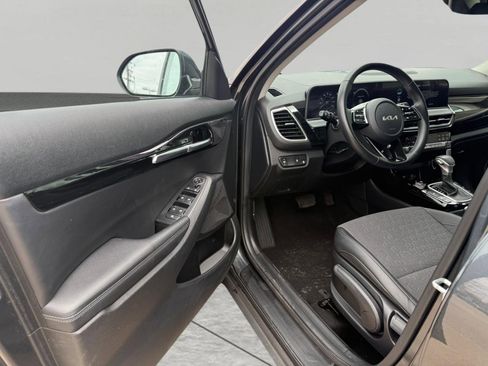 Certified 2024 Kia Seltos S AWD/4WD image 18