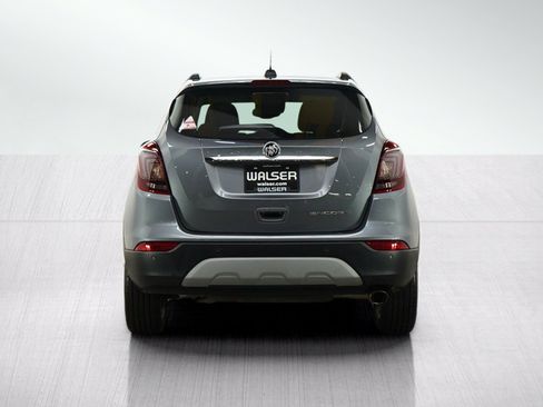 Used 2019 Buick Encore Essence w/ Safety Package II FWD image 4