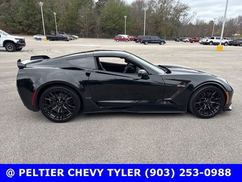 Used 2016 Chevrolet Corvette Z06 w/ 2LZ Preferred Equipment Group image 9
