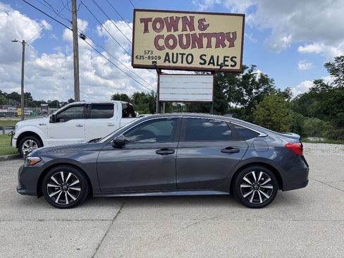 Used 2022 Honda Civic EX image 4