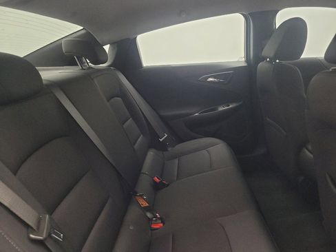 Used 2021 Chevrolet Malibu LS FWD image 19