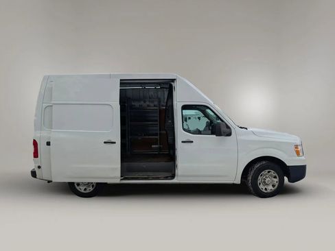 Used 2020 Nissan NV 2500 SV image 7