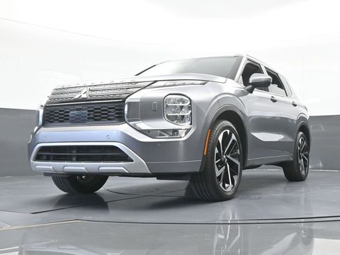 Used 2022 Mitsubishi Outlander SEL AWD/4WD image 59