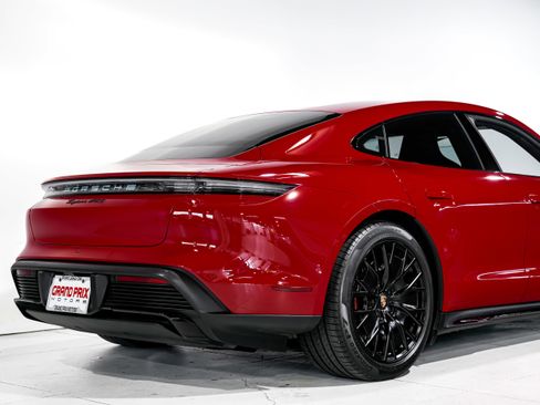 Used 2023 Porsche Taycan GTS image 42