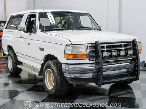 Used 1994 Ford Bronco XLT image 15