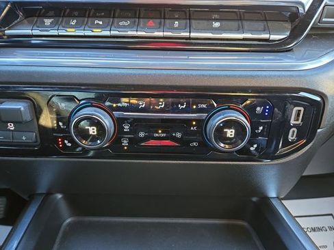 Used 2025 Chevrolet Silverado 3500 High Country w/ Technology Package image 25