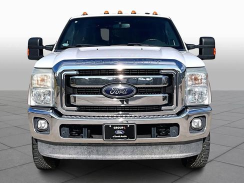 Used 2012 Ford F350 Lariat image 4