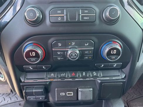 Used 2021 Chevrolet Silverado 1500 RST AWD/4WD image 24