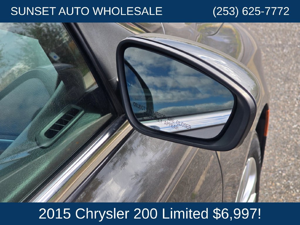 Used 2015 Chrysler 200 Limited w/ Convenience Group FWD image 21