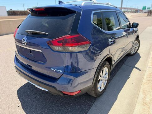 Used 2019 Nissan Rogue SV AWD/4WD image 5
