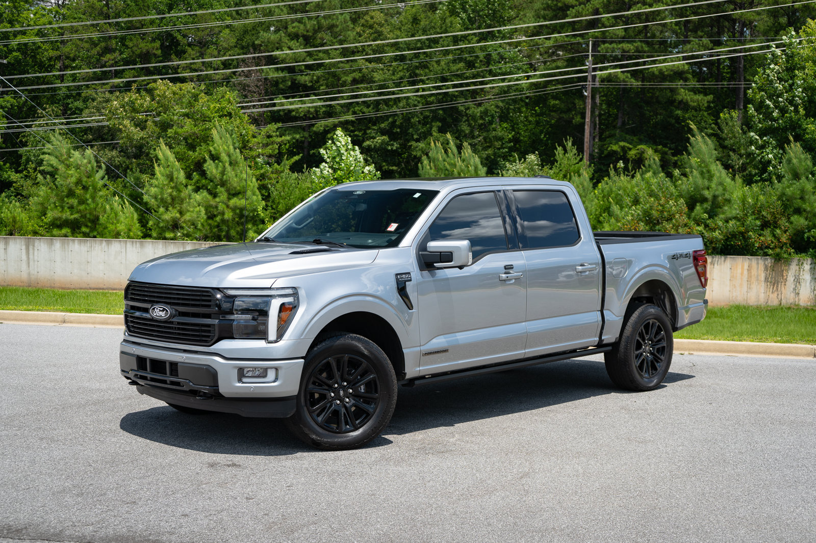 Used 2025 Ford F150 Platinum w/ Equipment Group 702A High AWD/4WD image 4