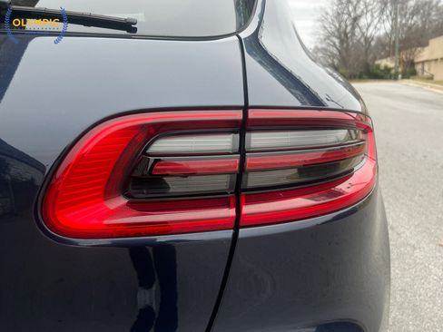 Used 2017 Porsche Macan S w/ Premium Package Plus image 15