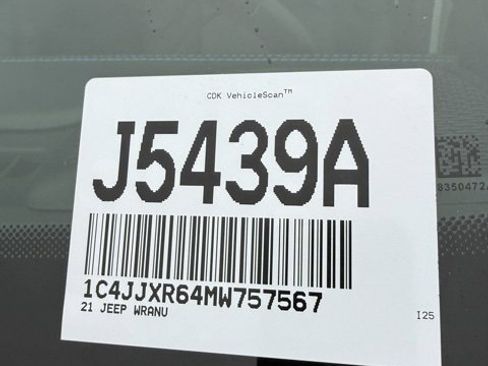 Used 2021 Jeep Wrangler Unlimited Rubicon 4xe w/ Steel Bumper Group image 31