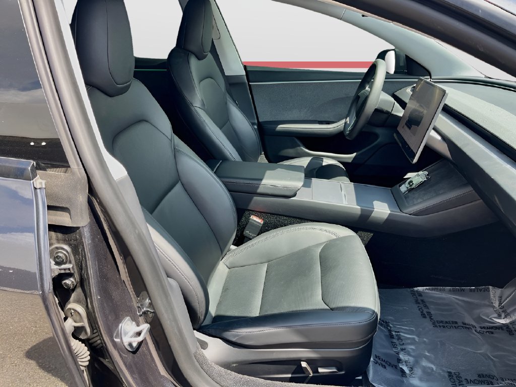 Used 2025 Tesla Model 3 Long Range RWD image 30
