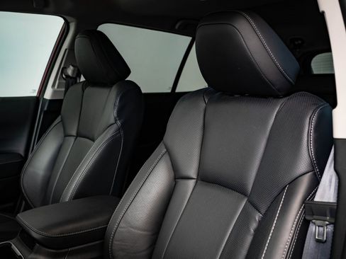 Used 2025 Subaru Outback Touring w/ Popular Package #2 image 24