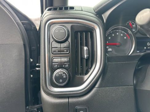 Certified 2022 Chevrolet Silverado 1500 LT Trail Boss w/ Bed Protection Package image 9