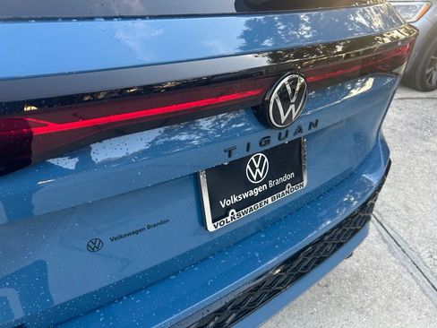 New 2026 Volkswagen Tiguan SE R-Line image 31