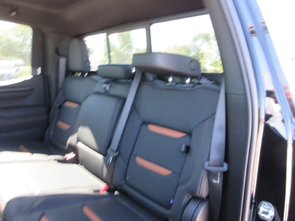 New 2026 GMC Sierra 1500 AT4 w/ AT4 Premium Package AWD/4WD image 14
