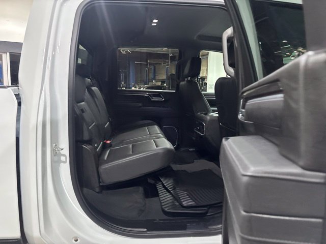 Used 2026 Chevrolet Silverado 2500 LTZ w/ LTZ Convenience Package AWD/4WD image 35