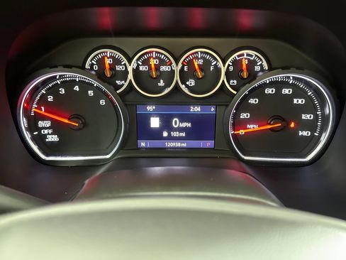 Used 2021 Chevrolet Tahoe RST w/ Luxury Package RWD image 15