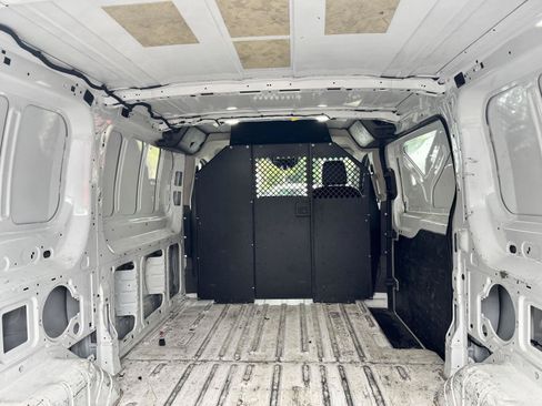 Used 2023 Ford Transit 150 Low Roof RWD image 8