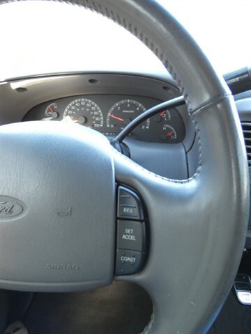 Used 2002 Ford F150 XLT RWD image 25