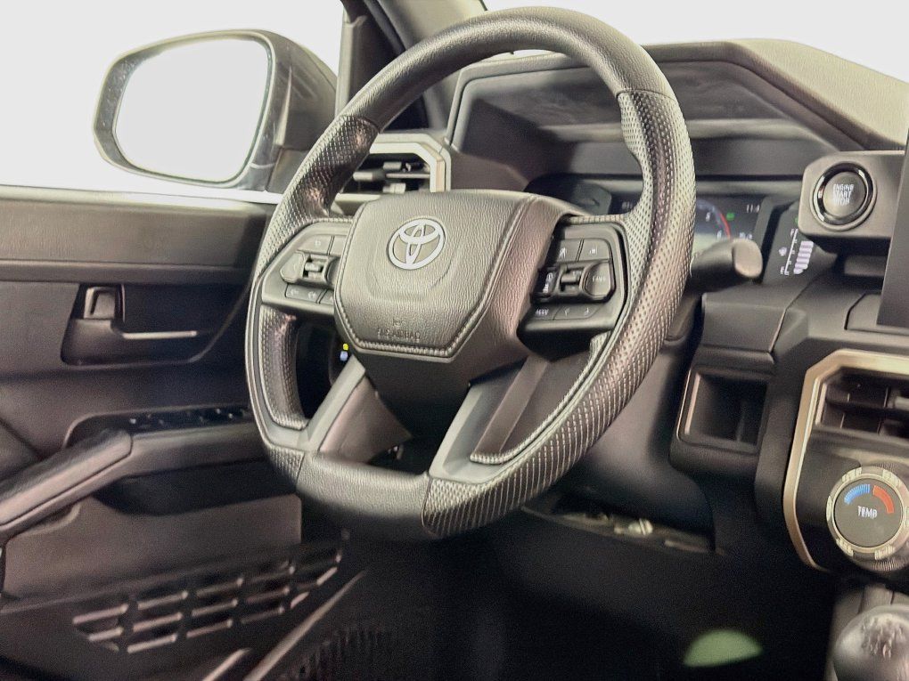 Used 2024 Toyota Tacoma SR AWD/4WD image 37