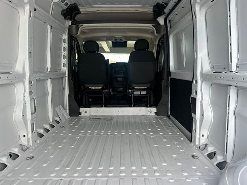 New 2025 RAM ProMaster 2500 image 15