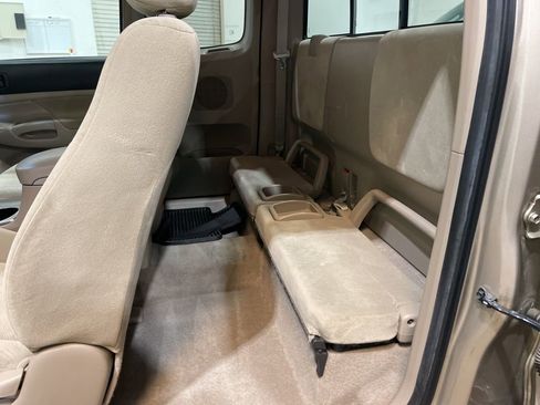 Used 2007 Toyota Tacoma 4x4 Access Cab image 9