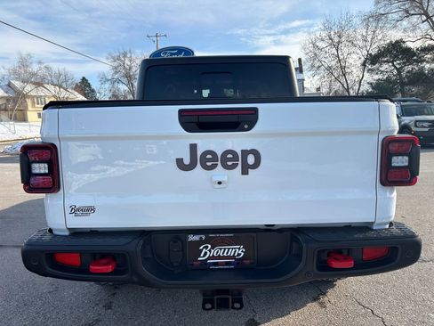 Used 2020 Jeep Gladiator Rubicon image 6