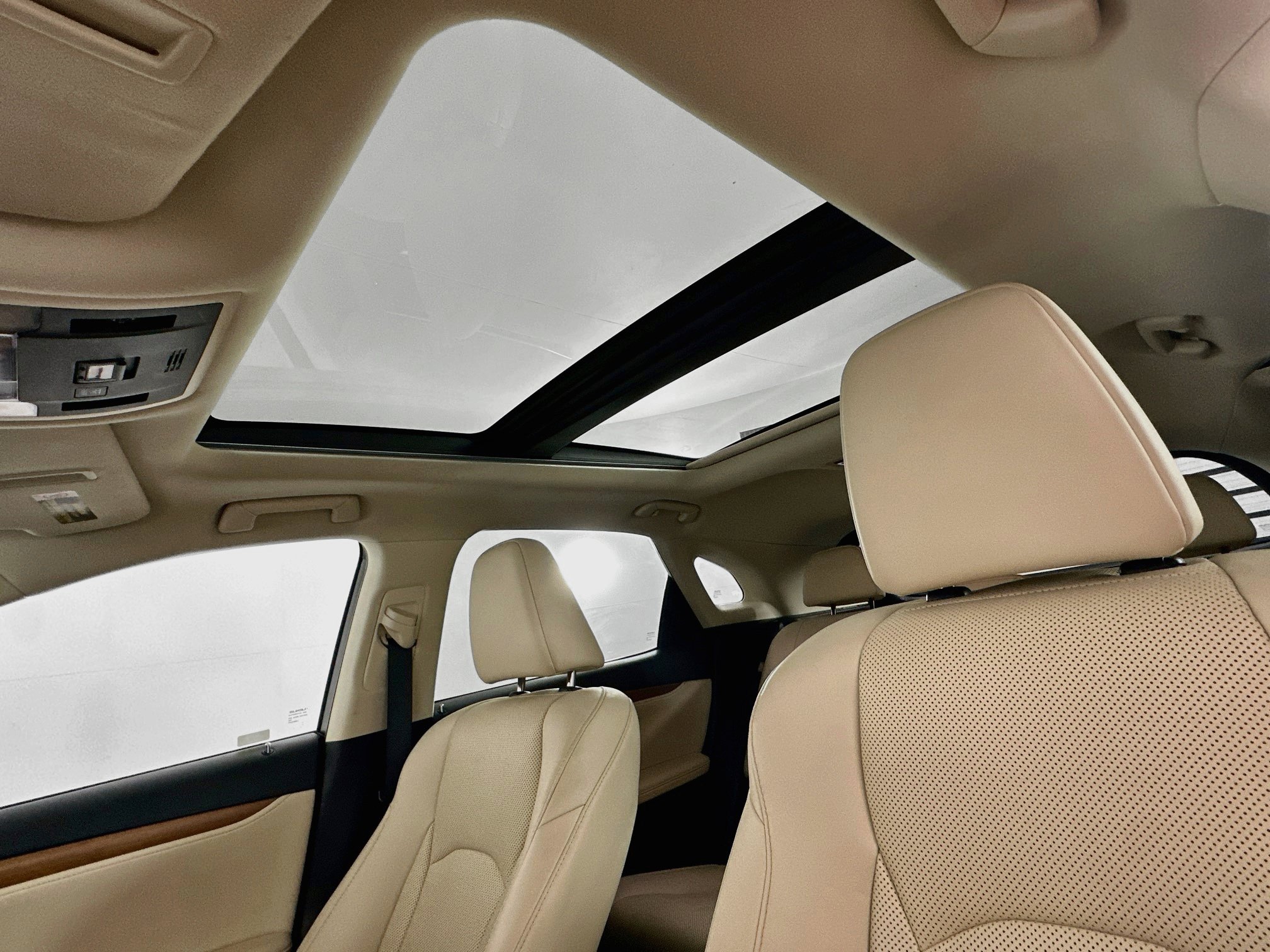 Used 2021 Lexus RX 450h AWD w/ Premium Package image 27