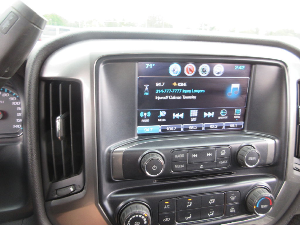 Used 2018 Chevrolet Silverado 1500 LT AWD/4WD image 22
