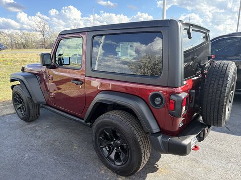 Used 2021 Jeep Wrangler Sport S image 8