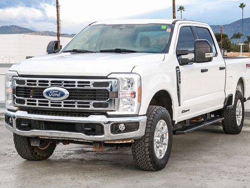 Used 2024 Ford F250 XLT w/ FX4 Off-Road Package image 4